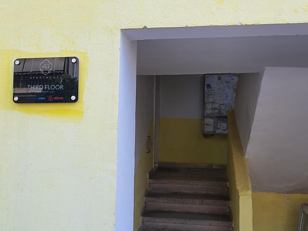 Center Apartment Tirana Kültér fotó